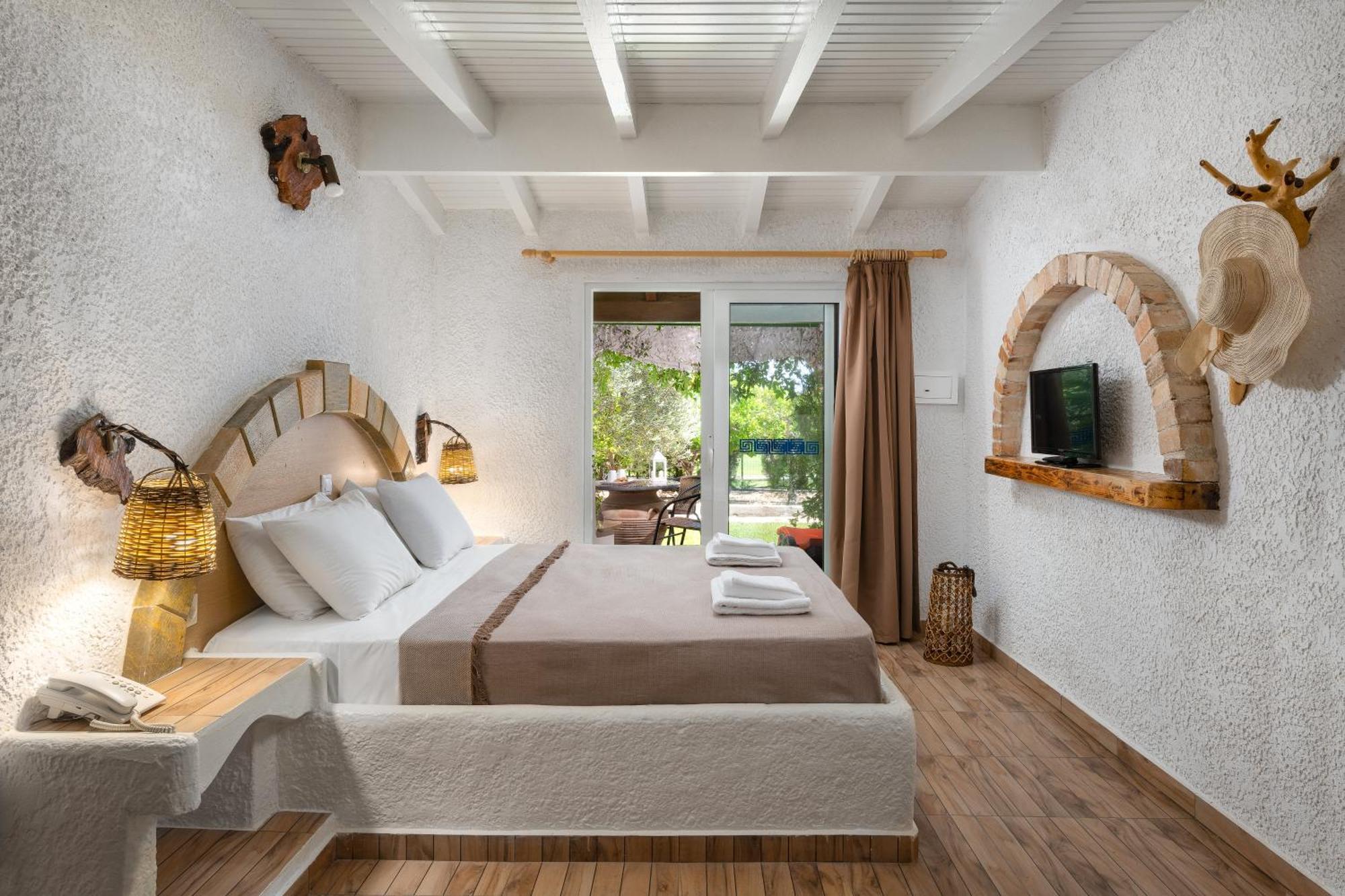 Elefteria Apts & Suites Колимбия Екстериор снимка