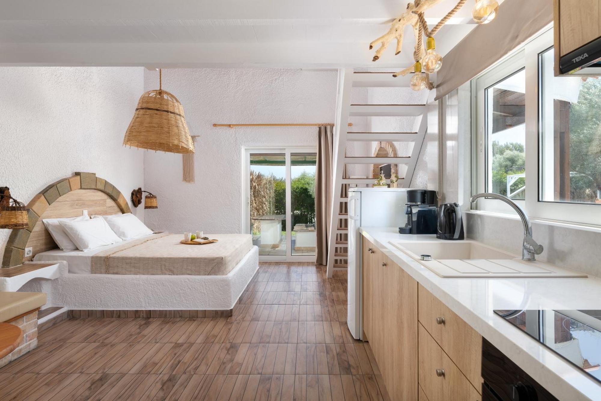 Elefteria Apts & Suites Колимбия Екстериор снимка
